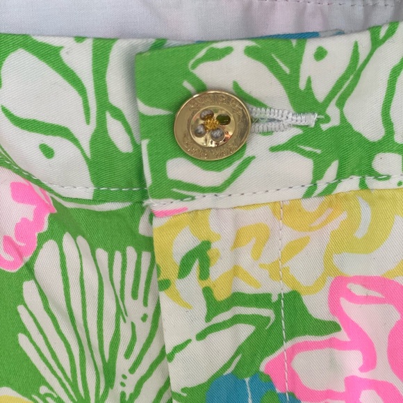 Lilly Pulitzer Buttercup shorts multi colored - Picture 3 of 7